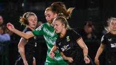 Glentoran close in on title with Cliftonville draw