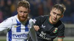 Coleraine and Glentoran play out drab draw