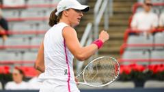 Swiatek to face Pegula in Canadian Open semis