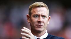 Ex-Charlton boss Holden joins Hull coaching team 