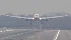 UK flights face further disruption due to fog