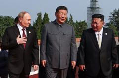 'Trump's out, Xi's in': BBC correspondents react to China's military parade