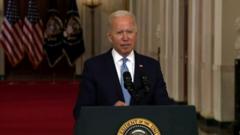 Joe Biden yaraye ashikirije ijambo ari mu biro vy'umukuru w'igihugu