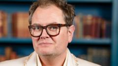 Who Did Alan Carr Choose for His Celebrity Traitors Prize?