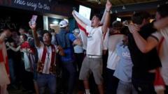 Hundreds gather in early hours to cheer on England