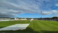 Durham-Kent and Leics-Derbys abandoned on day two