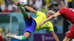 Richarlison alikuwa nyota wa mchezo wa ufunguzi wa makundi wa Brazil nchini Qatar, akifunga mabao mawili