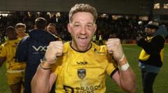 Dragons co-captain O'Brien signs new contract