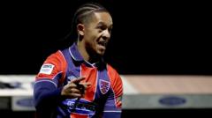 Aldershot sign midfielder Lawless and defender Dyce