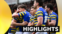 Warrington cruise past Leigh to go top