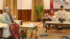 प्रतिनिधिसभाको निर्वाचनको पूर्वसन्ध्यामा राष्ट्रपति र अन्तरिम प्रधानमन्त्रीबीच भेट
