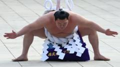 Top sumo wrestler demoted due to student's violence