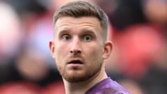 Hull City sign goalkeeper Phillips from Rotherham