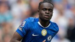 Everton sign Chelsea winger George on loan