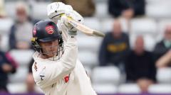 Westley scores century for Essex against Notts