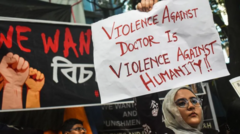 Pembunuhan dan pemerkosaan terhadap dokter magang di India picu belasan ribu perempuan aksi turun ke jalan