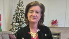 Eluned Morgan am arwain 'cenhedlaeth newydd' Llafur Cymru