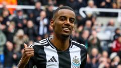 Liverpool set to break British record with £125m for Isak