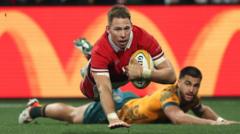 Wales full-back Williams leaves Kubota Spears