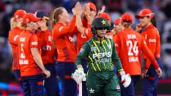 Clinical England complete T20 series win over Pakistan