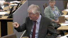 Drakeford loses temper with Plaid leader