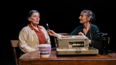 Drama am y wyrcws a diogelu traddodiad canu gwerin Cymreig