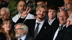 Can Woltemade Save Newcastle as Fans Turn on Isak?