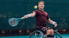 Hewett, Reid & Lapthorne win opening singles ties