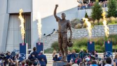 'I feel kind of old' - Patriots unveil 12ft Brady statue