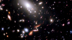 'Christmas lights' galaxy reveals how Universe formed