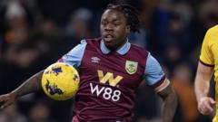 Millwall sign Burnley striker Obafemi on loan