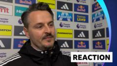 'A very harsh decision' - assistant Riemer on Farke red card