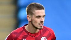 Chesterfield bring in Wigan midfielder Darcy on loan