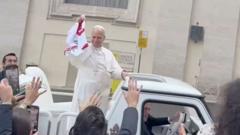 Pope Leo impresses crowd with 'great catch'