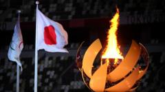 东京奥林匹克体育场（新国立竞技场）内的奥运圣火（23/7/2021）