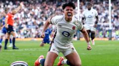 England score seven tries in convincing win over Italy