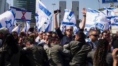 Manifestantes e policiais se enfrentam durante protesto contra reformas judiciaisbet 265 appTel Aviv