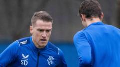 Davis wants to bring 'pride back' at Rangers