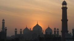 पाकिस्तान 