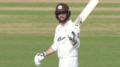 Foakes career-best as Surrey draw at Edgbaston