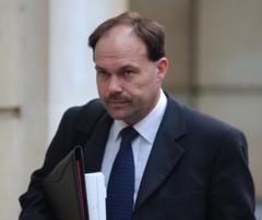 High Court to review decision to release wife killer