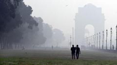 Worry over toxic Delhi air as pollution worsens