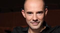 Daniel Evans: Richard Burton 'yn arwr i fi' 