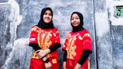 pemain barongsai perempuan Aceh