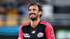 Starc, Smith and Curran take Sixers to Big Bash play-offs