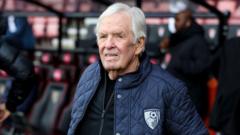 Foley aims to sell Hibs stake back to Gordon family