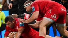 Scarlets face Leinster in play-offs after defeat by Sharks