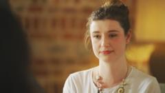 Inside the secret world of trading nudes - BBC News