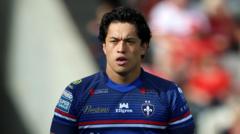 Wakefield hold off Dragons to regain second place