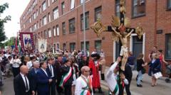 Thousands take part in city's 140-year-old Italian procession